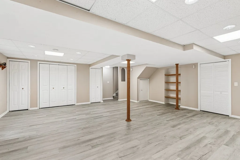 1175 Lakewood Circle Naperville IL 60540
