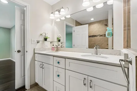 1175 Lakewood Circle Naperville IL 60540