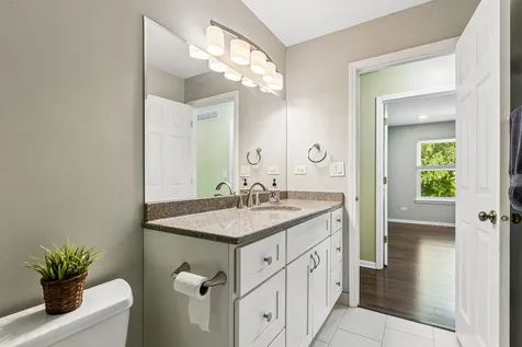 1175 Lakewood Circle Naperville IL 60540