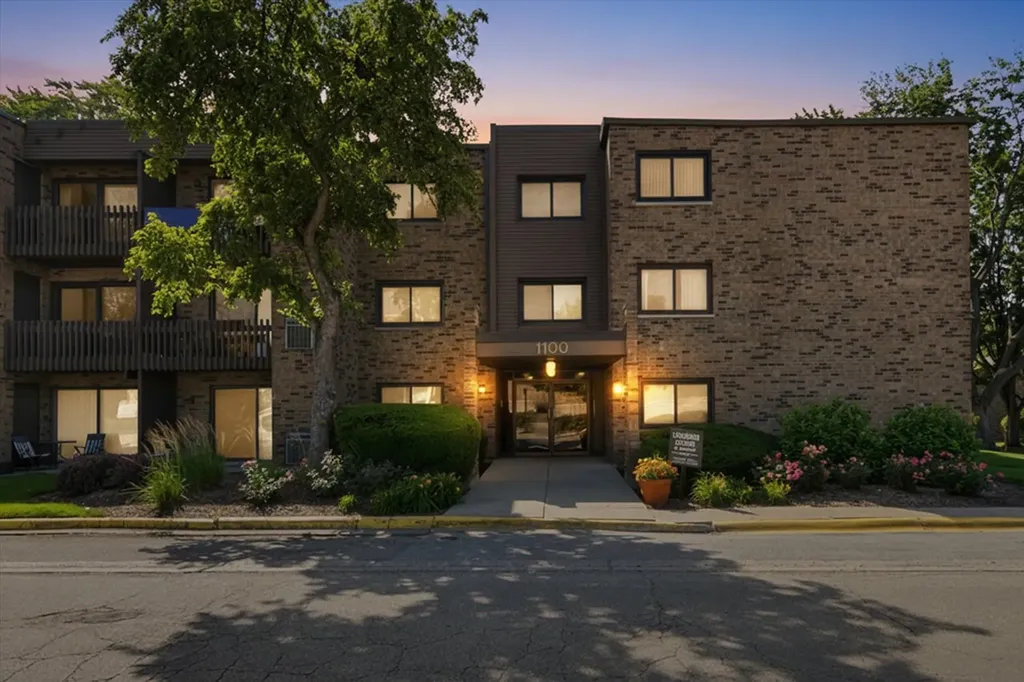 1100 East Randville Drive Palatine IL 60074