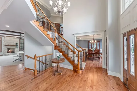 37W209 Deer Pond Court St. Charles IL 60175