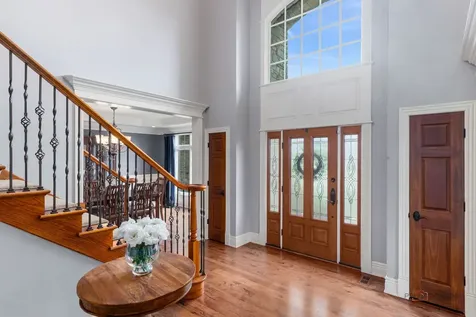 37W209 Deer Pond Court St. Charles IL 60175