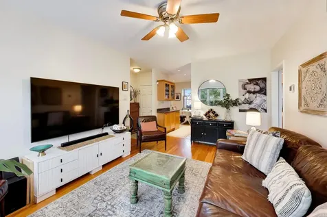 3807 North Campbell Avenue Chicago IL 60618