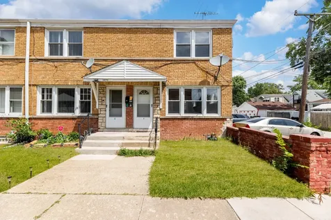 1027 Bellwood Avenue Bellwood IL 60104
