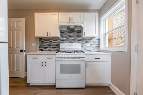 1027 Bellwood Avenue Bellwood IL 60104