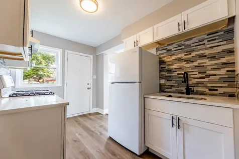 1027 Bellwood Avenue Bellwood IL 60104