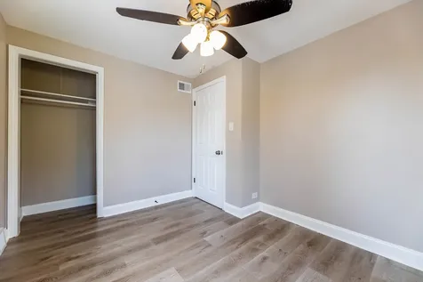 1027 Bellwood Avenue Bellwood IL 60104