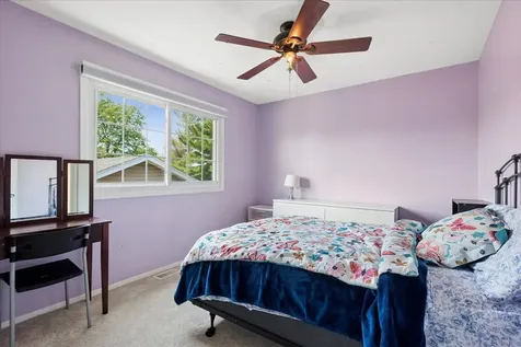 8 Auburn Drive Glendale Heights IL 60139