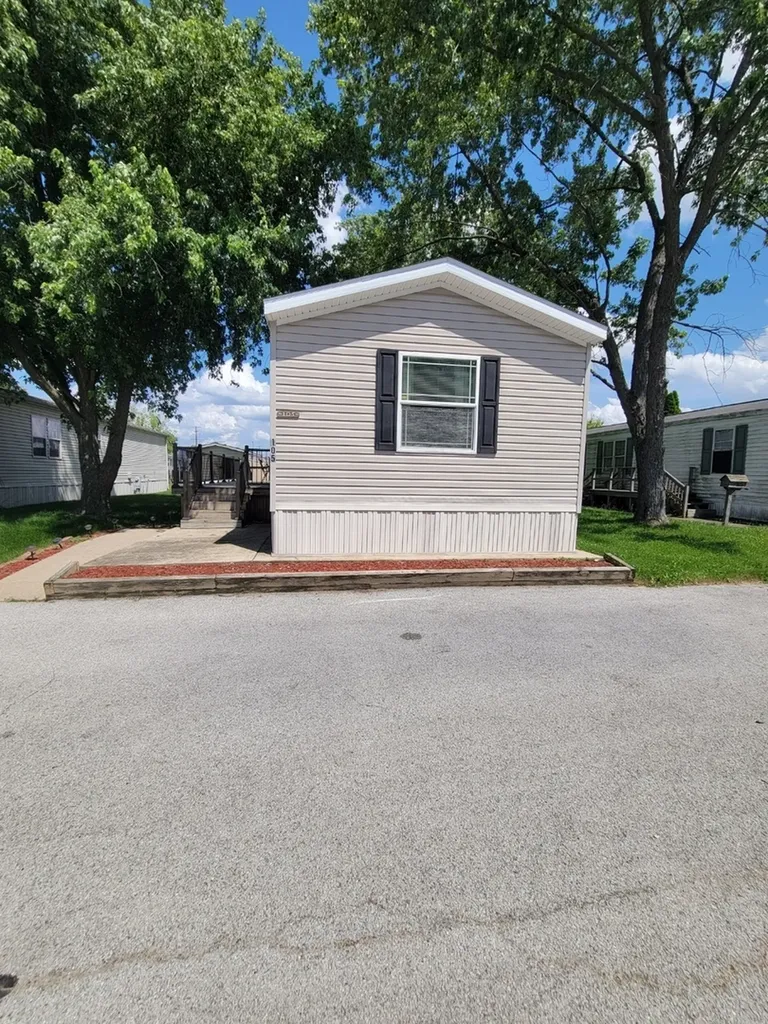 1712 Dixie Highway Crete IL 60417