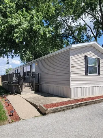 1712 Dixie Highway Crete IL 60417