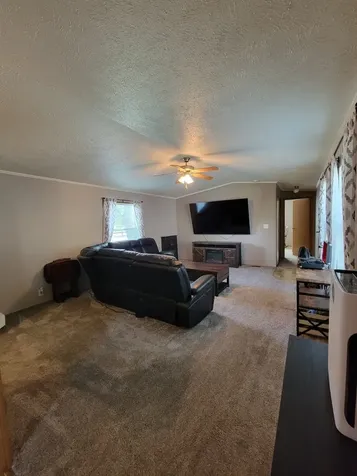 1712 Dixie Highway Crete IL 60417