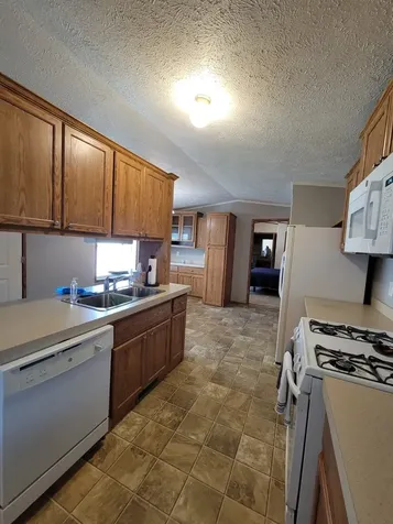 1712 Dixie Highway Crete IL 60417