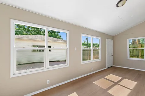 716 Wilcox Street Joliet IL 60435