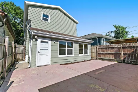 716 Wilcox Street Joliet IL 60435