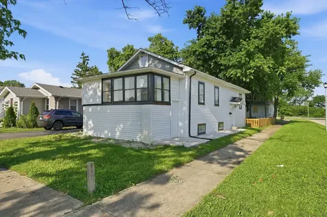 1808 South 22nd Avenue Maywood IL 60153