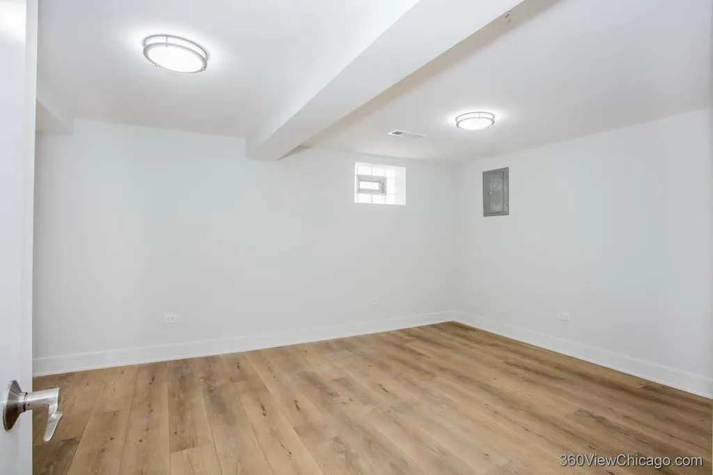 1037 West 103rd Street Chicago IL 60643
