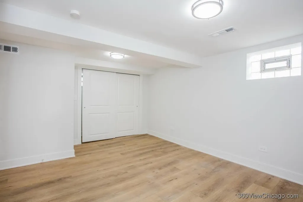 1037 West 103rd Street Chicago IL 60643