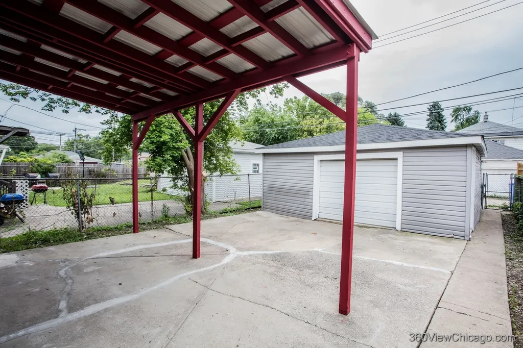 1037 West 103rd Street Chicago IL 60643