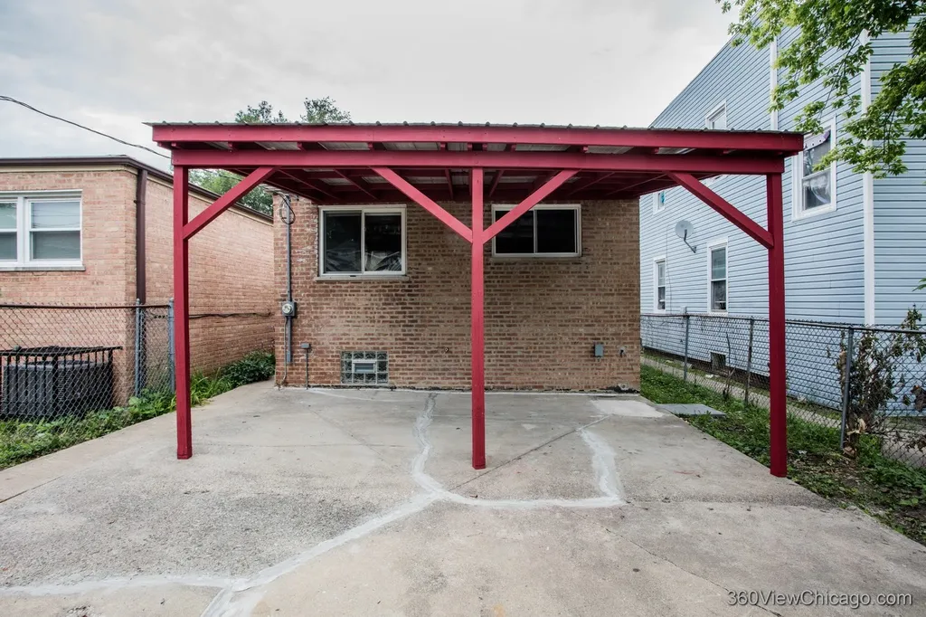 1037 West 103rd Street Chicago IL 60643