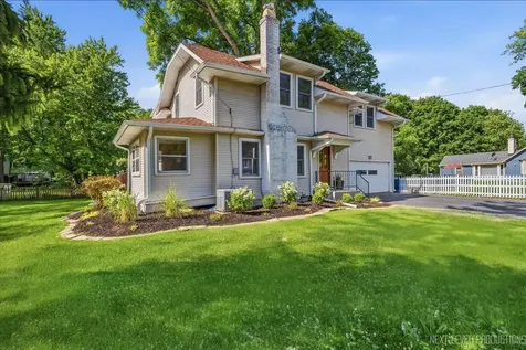 32W183 Glos Street Wayne IL 60184