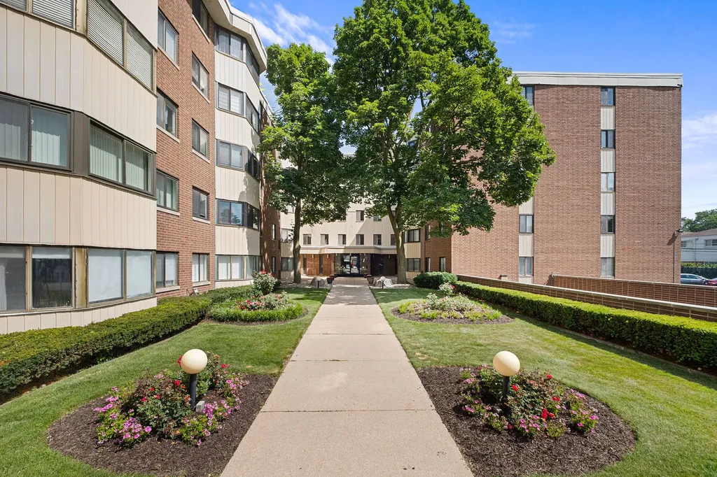 5500 Lincoln Avenue Morton Grove IL 60053