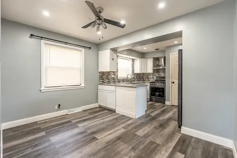 3307 East 136th Street Chicago IL 60633