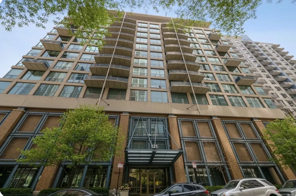 125 East 13th Street Chicago IL 60605