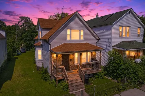 11612 South Lafayette Avenue Chicago IL 60638