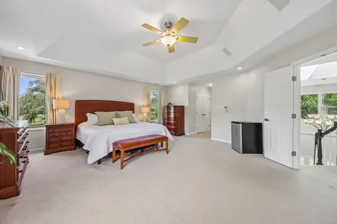 374 Sharon Drive Barrington IL 60010