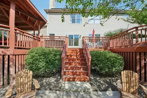 374 Sharon Drive Barrington IL 60010