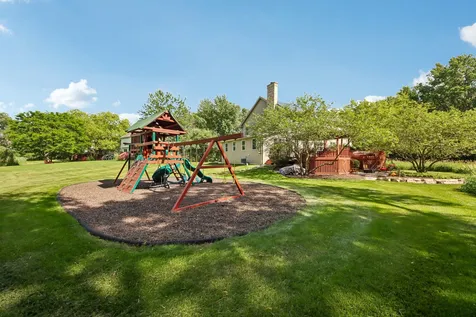 374 Sharon Drive Barrington IL 60010