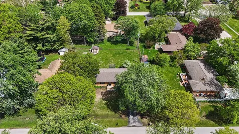 1810 Bellamy Drive Champaign IL 61821