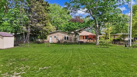 1810 Bellamy Drive Champaign IL 61821