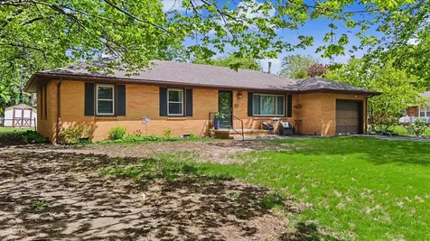 1810 Bellamy Drive Champaign IL 61821