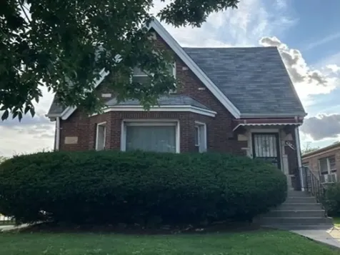8140 South Jeffery Boulevard Chicago IL 60617
