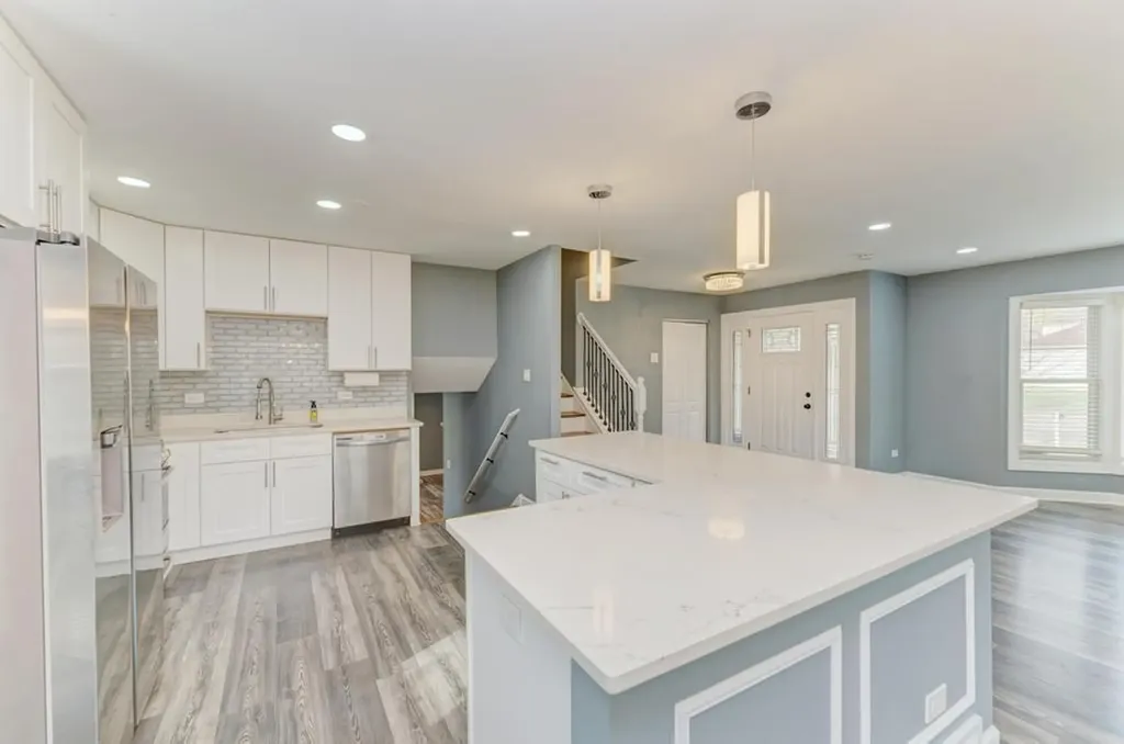 585 Cambridge Way Bolingbrook IL 60440