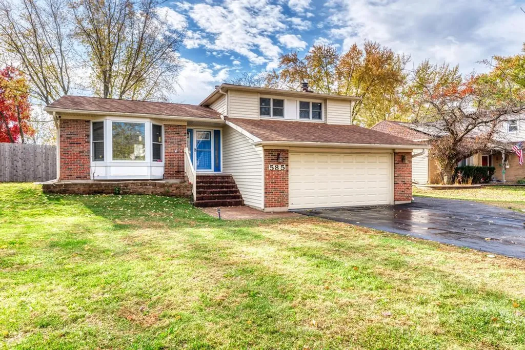 585 Cambridge Way Bolingbrook IL 60440