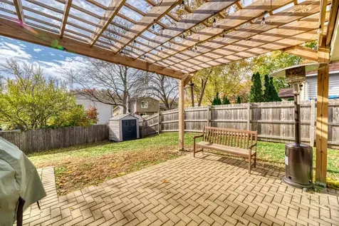 585 Cambridge Way Bolingbrook IL 60440