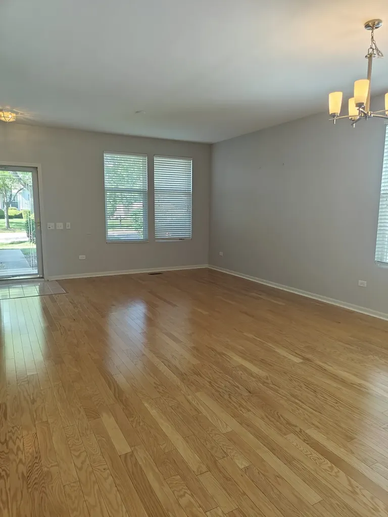 12983 West Willow Creek Lane Huntley IL 60142
