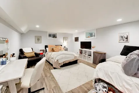 3320 Krenn Avenue Highland Park IL 60035