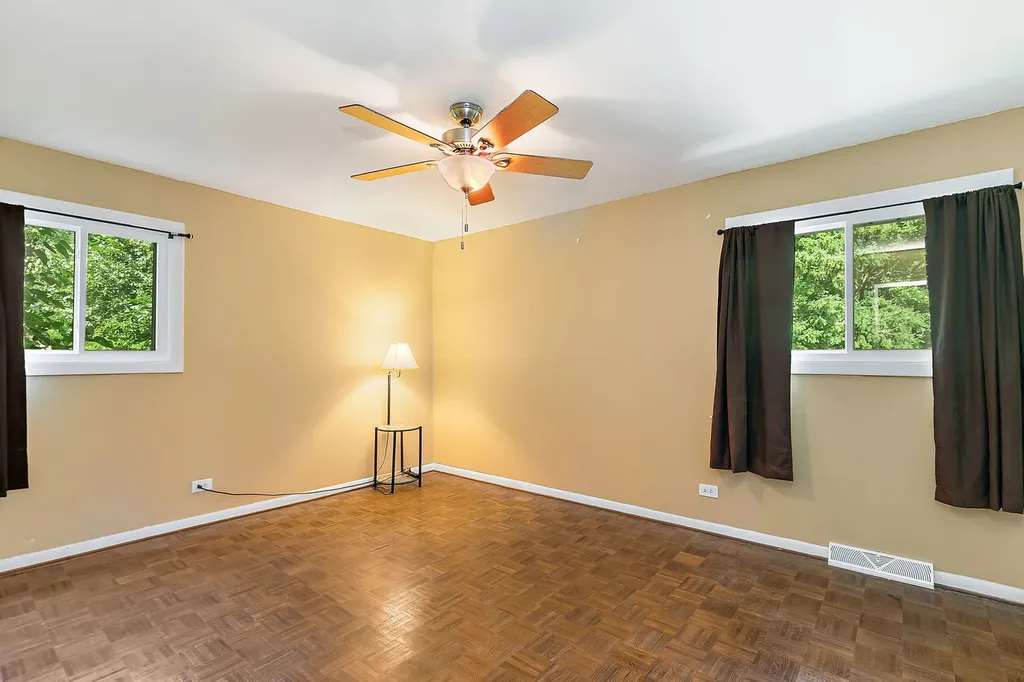 2825 Grissom Court Woodridge IL 60517