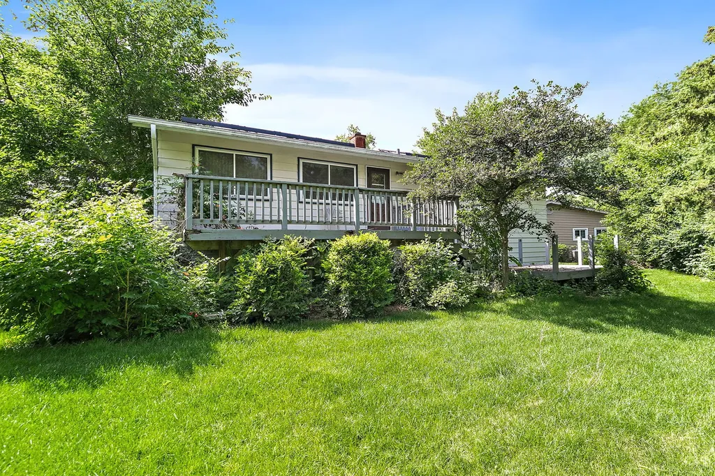 2825 Grissom Court Woodridge IL 60517