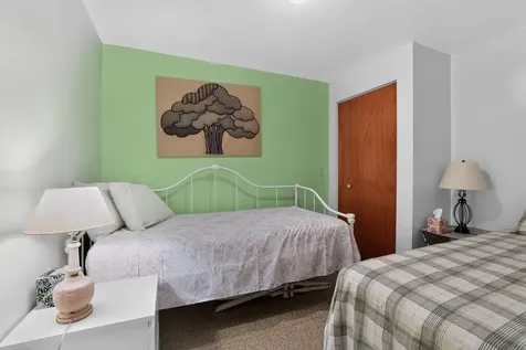 7A256 Tomahawk Lane Apple River IL 61001