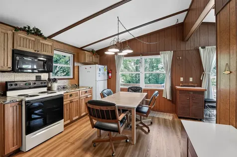 7A256 Tomahawk Lane Apple River IL 61001