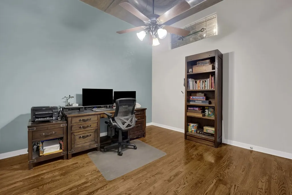 1033 West 14th Place Chicago IL 60608