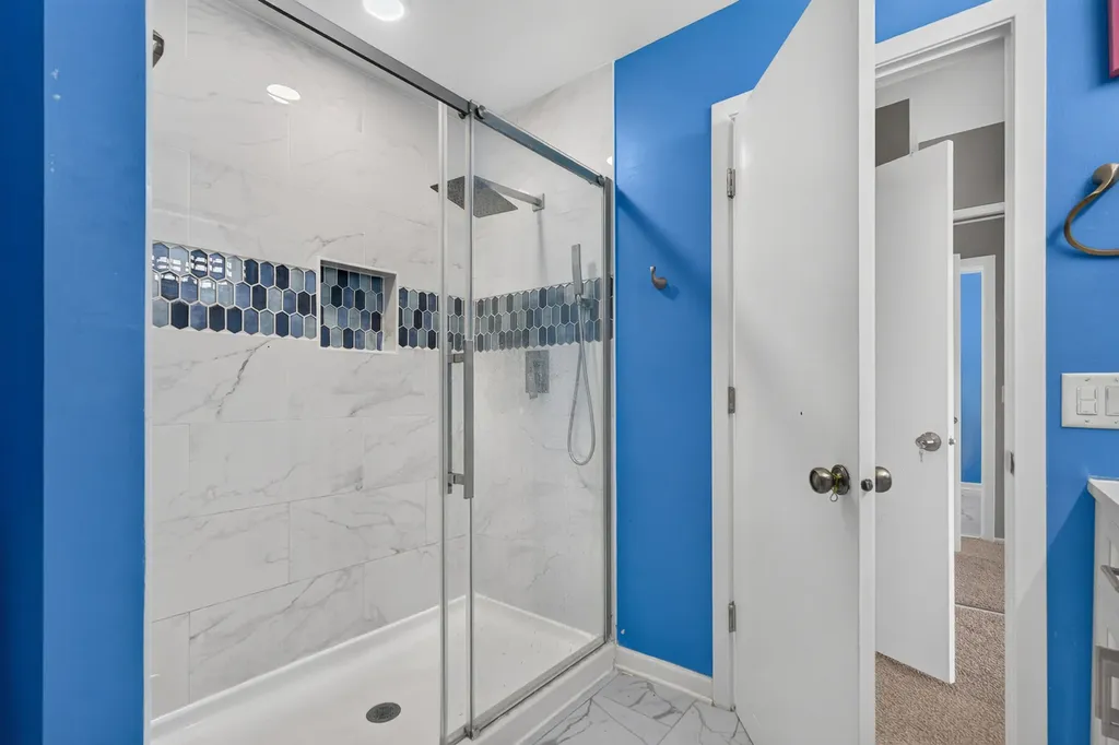 197 Rob Roy Court Schaumburg IL 60194