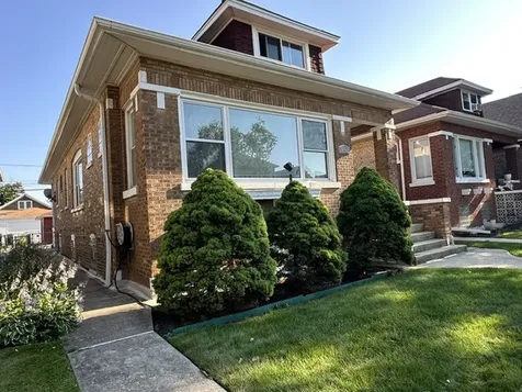 5921 West Berenice Avenue Chicago IL 60634