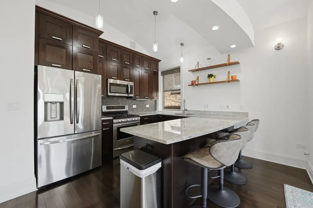 4820 North Paulina Street Chicago IL 60640