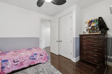 4820 North Paulina Street Chicago IL 60640