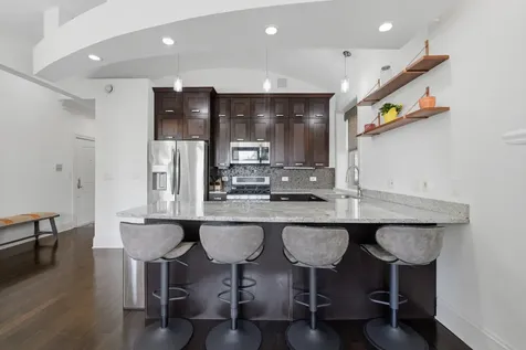 4820 North Paulina Street Chicago IL 60640